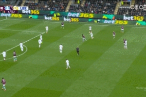 超级世界波！查奥纳左脚电梯球轰进死角，伯恩利2-0利兹联