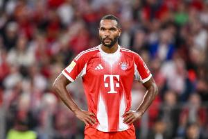 拜仁在德甲465分钟未失球+连续5场零封，有望追平俱乐部纪录