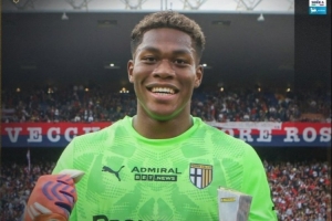 补时扑点，意甲官方：铃木彩艳当选帕尔马0-0热那亚全场最佳