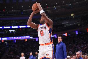 状态不俗！阿努诺比17中9贡献24分14板2助3断1帽