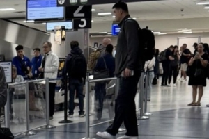 火记：姚明现身休斯敦 他将会亮相球队今日主场揭幕战！