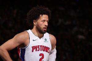 康宁汉姆半场穿针引线取得7分6助攻 正负值+19全场最高