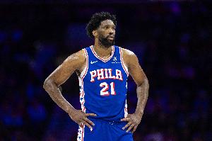 20分钟时间限制！恩比德11投7中&三分6中3得到20分2板4助2断