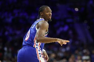 马克西赛季前4场至少轰150分 历史后卫第4人&比肩乔丹威少Logo男