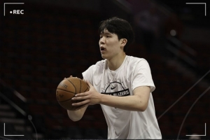 开拓者球迷怎么看杨瀚森下放：很有必要！归来之时会是小约基奇