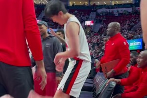 艾特出你兄弟中打球最像他的。。。。