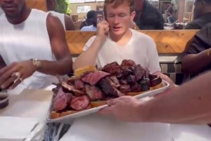 丁俊晖的各种体育goat：足球大罗，篮球乔丹，斯诺克奥沙利文！