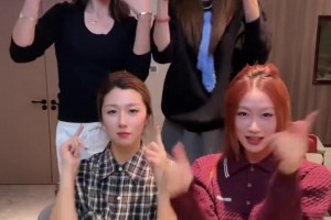 赵继伟和高诗岩媳妇一起跳舞！他们这个闺蜜团颜值都好高啊😍