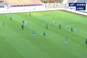 扳回一球！张玉宁第67分钟推射破门，张欣：张稀哲手术刀般直塞