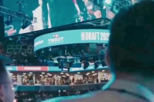 笑不活了！原来杨瀚森还有说相声的潜质😱