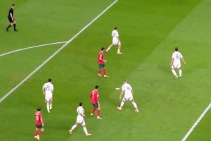 这就是顶级射手的意识！球迷视角看C罗在进球前的观察和走位！