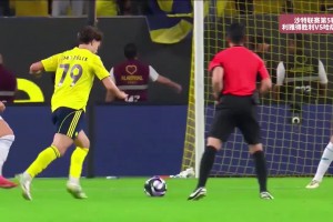 降维打击横扫沙特联！菲利克斯再度戴帽，5场8球领跑射手榜