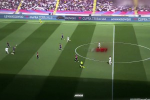 巴尔韦德的腿部力量有多恐怖！穆西亚拉：击中我的好像是皮球吧