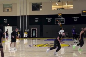 77的状态真的是越来越好了！相信他会走的很远👍