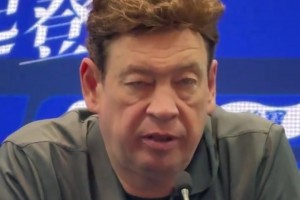 申花今晚迎来中超争冠关键战!谁将首发出战?谁又将替补待命呢?