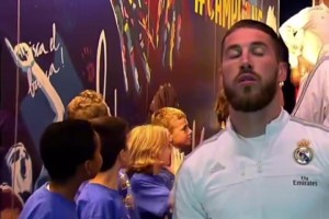 没毛病！网红用足球画面恶搞：你发现前女友过得很糟！