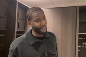 艾顿：队友们有时会捉弄我，让我激动起来，这能让我表现更好