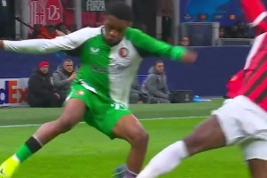 🤣这时候都在笑吗？莱奥：呀，居然被过掉了？