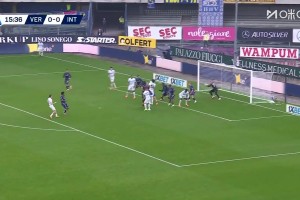 神仙球！恰20角球平抽弧顶，泽林斯基凌空世界波